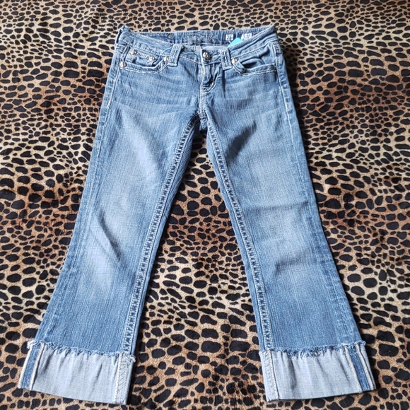 Miss Me capris - Picture 1 of 3